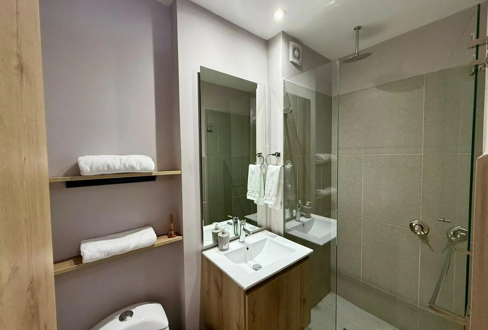 Aparthotel Confort Andino Moderno Tu Retiro Cerca De Unicentro Bogota Colombia