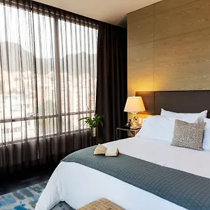 8010 Urban Living- Luxury Experience Aparthotel