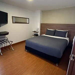Super Apartasuite En Muy Buena Ubicacion Bogotá